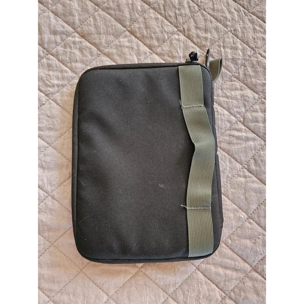 PATAGONIA Tablet Kindle Padded Zip Around Case‎